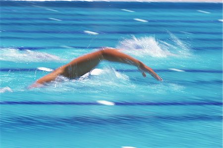 simsearch:858-03053165,k - Swimming (Freestyle) Stock Photo - Rights-Managed, Code: 858-03053179