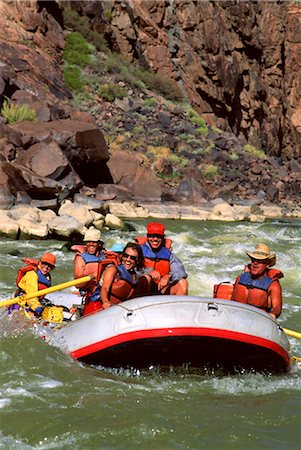 simsearch:614-01171527,k - Whitewater Rafting Fotografie stock - Rights-Managed, Codice: 858-03053295