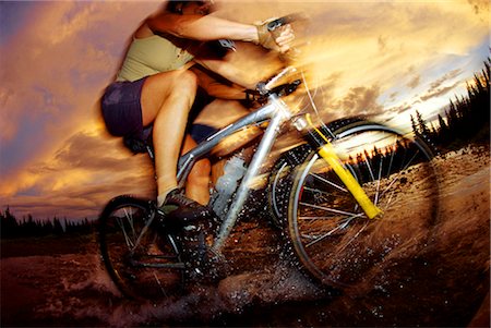 simsearch:858-03053521,k - Mountain Biking in wilderness Stock Photo - Rights-Managed, Code: 858-03053328