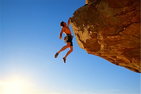 simsearch:858-03051935,k - Mountain Climbing Stock Photo - Rights-Managed, Code: 858-03053342