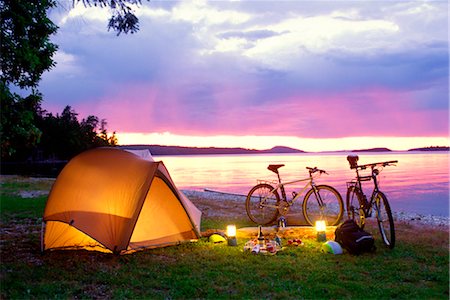 simsearch:858-03053521,k - Camping Stock Photo - Rights-Managed, Code: 858-03053403