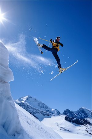 simsearch:622-01695701,k - Skiing Fotografie stock - Rights-Managed, Codice: 858-03053611