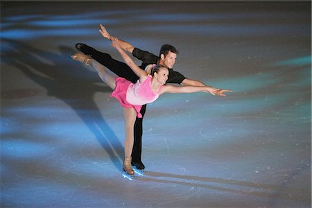 duo - Figure Skaters doing Camel Spin Stock Photo - Rights-Managed, Code: 858-03448604