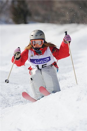 sciatore (uomo e donna) - Female Freestyle Skier Fotografie stock - Rights-Managed, Codice: 858-03694550