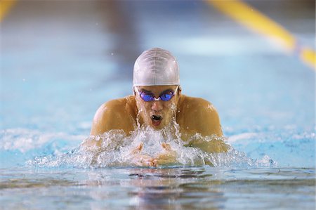 simsearch:600-05973054,k - Athlete swimming breaststroke Stock Photo - Rights-Managed, Code: 858-03799726