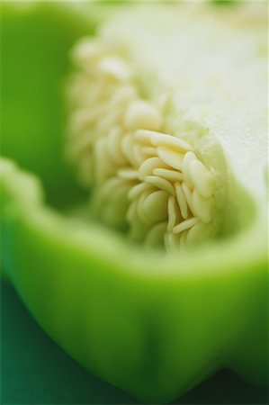 simsearch:859-06470137,k - Green pepper Stock Photo - Rights-Managed, Code: 859-06470107