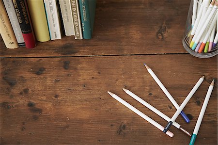 desk directly above - Colored pencils Stock Photo - Rights-Managed, Code: 859-06538362