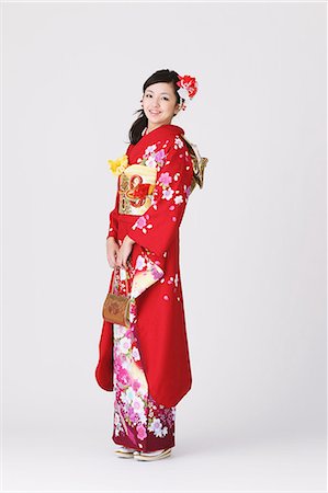 simsearch:859-03982433,k - Girl In Kimono Posing Photographie de stock - Rights-Managed, Code: 859-06617608