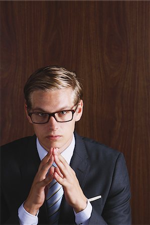 portrait business background color - Businessman with glasses looking at camera Stock Photo - Rights-Managed, Code: 859-06711005