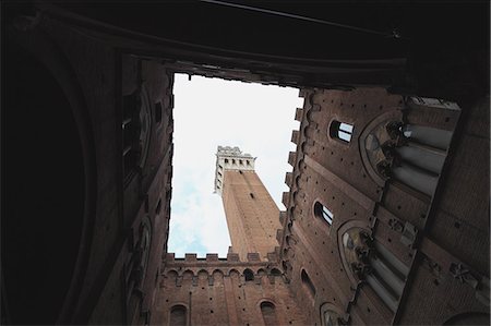 european courtyard - Palazzo Pubblico in Siena, Italy Stock Photo - Rights-Managed, Code: 859-06711107