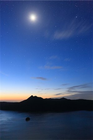 star sky moon - Mashu Lake, Hokkaido, Japan Stock Photo - Rights-Managed, Code: 859-07150467