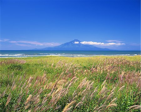 Mt. Rishiri, Hokkaido, Japan Foto de stock - Con derechos protegidos, Código: 859-07284465