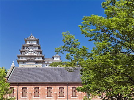 simsearch:859-07283923,k - Himeji City Museum Of Art And Himeji Castle, Hyogo, Japan Stock Photo - Rights-Managed, Code: 859-07283165