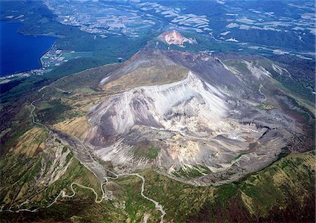 simsearch:859-07283430,k - Mt. Usu And Mt. Showashin, Hokkaido, Japan Photographie de stock - Rights-Managed, Code: 859-07283315