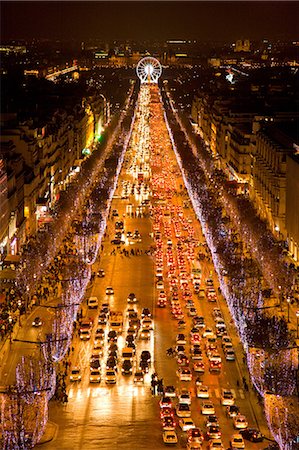 small town christmas - Paris, France Stock Photo - Rights-Managed, Code: 859-07283663