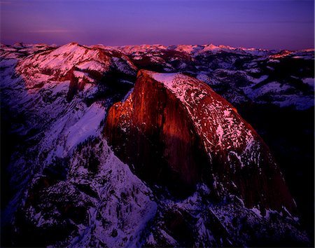 snow dome mountain - Half Dome, Yosemite National Park, California, USA Foto de stock - Con derechos protegidos, Código: 859-07441441