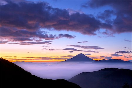 sky line - Yamanashi Prefecture, Japan Stock Photo - Rights-Managed, Code: 859-07635823