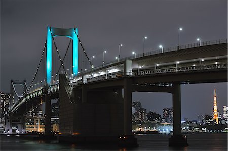 View of Rainbow Bridge at night, Tokyo, Japan Foto de stock - Con derechos protegidos, Código: 859-08067049