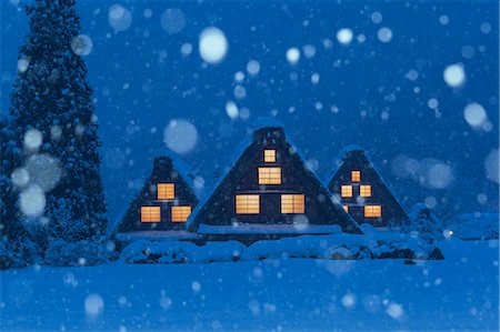 snowy night at home - Gifu Prefecture, Japan Stock Photo - Rights-Managed, Code: 859-08082483