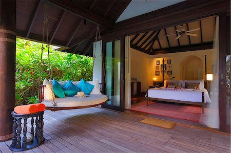 resort outdoor bed - Maldives Photographie de stock - Rights-Managed, Code: 859-08357812