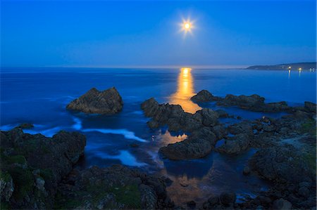 rayon de lune - Aomori Prefecture, Japan Photographie de stock - Rights-Managed, Code: 859-08358448