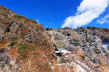 sky mountain temples in japan - Kanagawa Prefecture, Japan Stock Photo - Rights-Managed, Code: 859-08358637