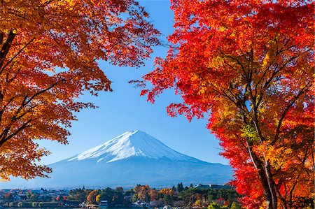 snow mountain town - Yamanashi Prefecture, Japan Stock Photo - Rights-Managed, Code: 859-08359659