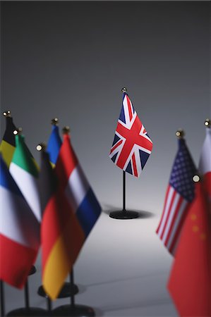 simsearch:695-03381241,k - British flag highlighted amongst other national flags of the world Photographie de stock - Rights-Managed, Code: 859-08704106