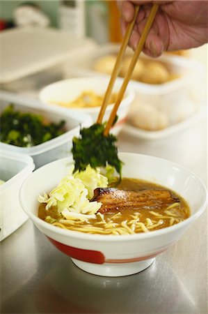 placing - Ramen noodles Photographie de stock - Rights-Managed, Code: 859-08704230