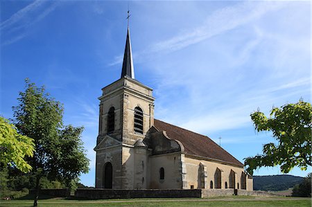 France, Burgundy, Yonne, Asquins, Saint-Jacques d'Asquins Church, Route of Santiago de Compostela, UNESCO World Heritage Stock Photo - Rights-Managed, Code: 859-08769819