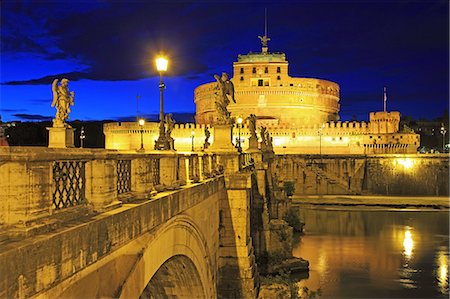 Italy, Rome, Historic Centre of Rome, UNESCO World Heritage, Castel Sant'Angelo and Ponte Sant'Angelo Stock Photo - Rights-Managed, Code: 859-08769904