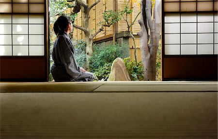 simsearch:859-08481637,k - Japanese woman wearing a yukata at traditional ryokan, Tokyo, Japan Stock Photo - Rights-Managed, Code: 859-08993880