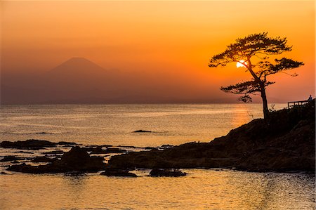 scenic mountain sunset views - Kanagawa Prefecture, Japan Stock Photo - Rights-Managed, Code: 859-09175190