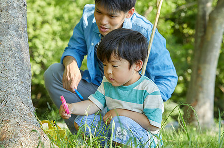 simsearch:859-09193218,k - Japanese father and son at the park Stockbilder - Lizenzpflichtiges, Bildnummer: 859-09192986