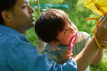 simsearch:859-09192984,k - Japanese father and son at the park Stock Photo - Rights-Managed, Code: 859-09192989