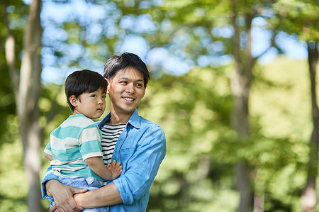 simsearch:859-09193218,k - Japanese father and son at the park Stockbilder - Lizenzpflichtiges, Bildnummer: 859-09193068