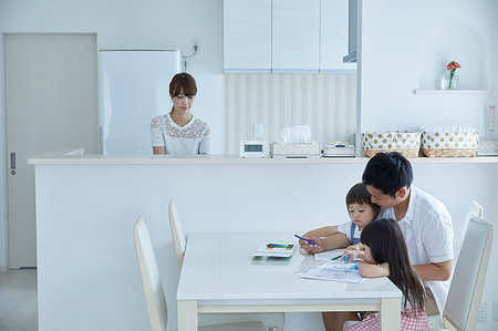 Japanese family at home Stock Photo - Rights-Managed, Code: 859-09193090