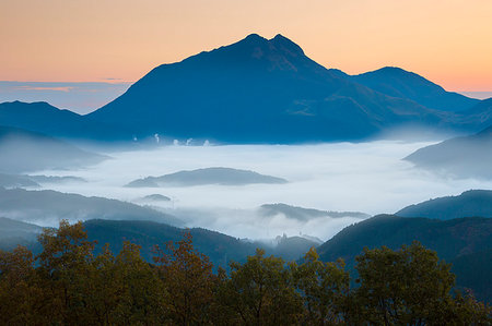 simsearch:859-09228163,k - Oita Prefecture, Japan Foto de stock - Con derechos protegidos, Código: 859-09228229