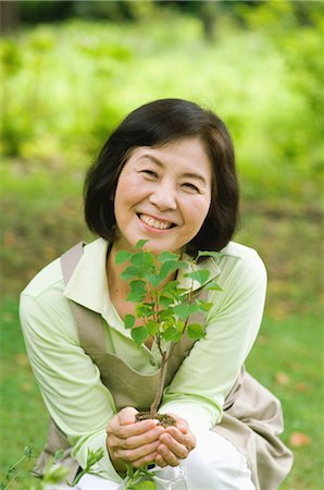 simsearch:859-03037420,k - Senior Japanese Woman Stock Photo - Rights-Managed, Code: 859-03037411