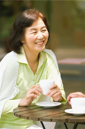 simsearch:859-03037419,k - Senior Japanese Woman Foto de stock - Con derechos protegidos, Código: 859-03037434