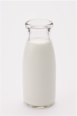 Bottled Milk Fotografie stock - Rights-Managed, Codice: 859-03038173