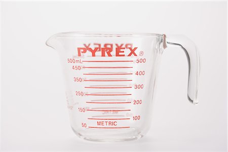Tasse à mesurer Photographie de stock - Rights-Managed, Code: 859-03038180