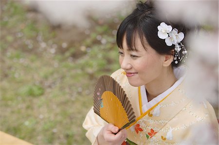 Tenue de femme japonaise Folding Fan Photographie de stock - Rights-Managed, Code: 859-03038753