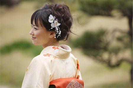 simsearch:859-03038759,k - Japanese Woman Wearing Kimono Stock Photo - Rights-Managed, Code: 859-03038767