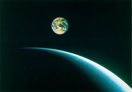 sistema solar - Satellite photograph of Earth Foto de stock - Con derechos protegidos, Código: 859-03039016