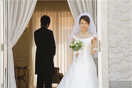 string of pearls for wedding - Bride and Groom Stock Photo - Rights-Managed, Code: 859-03039097