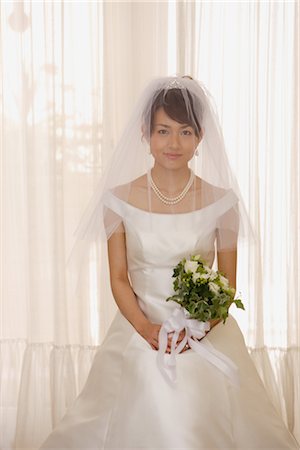 string of pearls for wedding - Japanese Bride Stock Photo - Rights-Managed, Code: 859-03039152