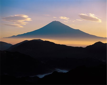 simsearch:859-03044080,k - Scenic View of Mt. Fuji Foto de stock - Con derechos protegidos, Código: 859-03044077