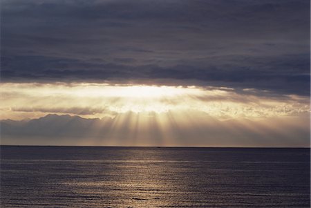 simsearch:859-03043693,k - Belle soirée de l'océan avec le soleil couchant Photographie de stock - Rights-Managed, Code: 859-03044128