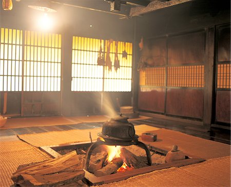 simsearch:859-03041250,k - Kettle On A Japanese Style Fireplace Stock Photo - Rights-Managed, Code: 859-03041113